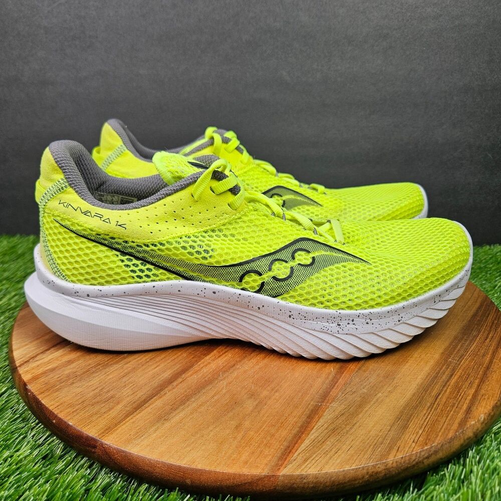 Saucony Kinvara 14 Shoes Womens Size 10 Volt Walking Athletic Running Sneakers